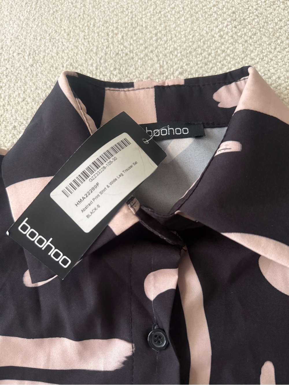 Boohoo Oversized Black & Tan Abstract Print Shirt - Picture 6 of 7